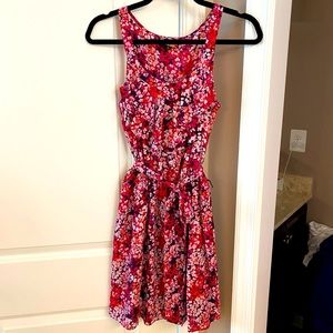 Flower print dress size small EUC